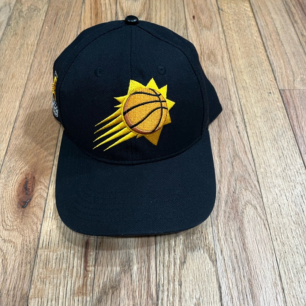 Vintage Phoenix Suns Basketball SnapBack